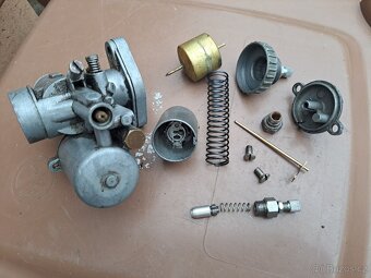 Jawa 250 559 Panelka - karburátor Jikov 2926SD11b sytič - 2
