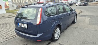 Prodám Ford Fokus kombi - 2