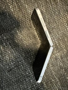 Samsung Z flip6 12GB/256GB Silver Shadow - 2