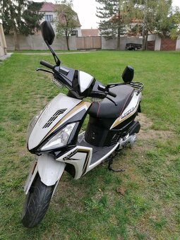 skútr Yuki 125 - 2