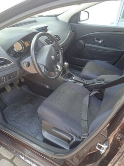 Renault Megane kombi 1.8 benzín - 2