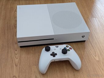 Xbox One S 500GB - 2