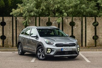 Kia Niro 1.6 GDi Plug-in Hybrid Gold A/T 2019 - 2