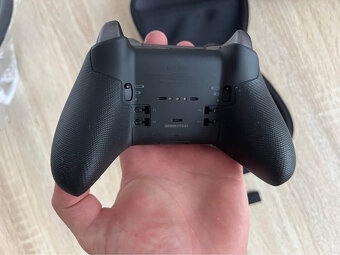 Xbox Elite series 2 + dongle - 2
