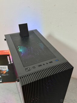 HERNÍ PC R5 5500/32GB RAM/RTX 5060/1TB SSD - 2