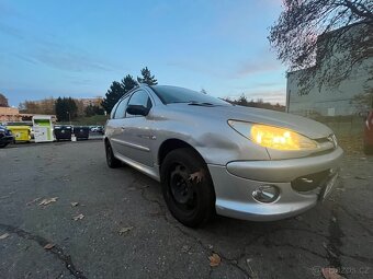 Peugeot 206 Combi 1.6 benzín, klima, STK do 03/27 - 2