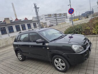 Hyundai  tuscon  2008   4x4 tazny - 2