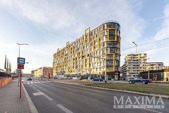 Byt 3+kk o ploše 112 m2 - Praha, Libeň - 2