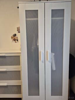 Skříně a komoda Ikea - 2