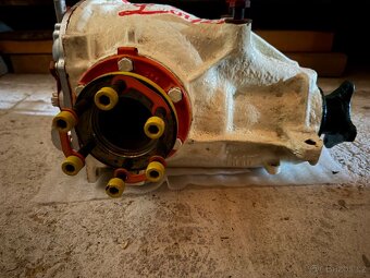 Diferák Bmw e30 325i - 2