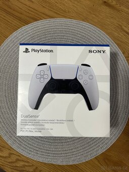 Nerozbalený PlayStation 5 ovladač - 2