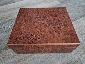 Humidor zn. ANGELO s příslušenstvím -na doutníky - 2