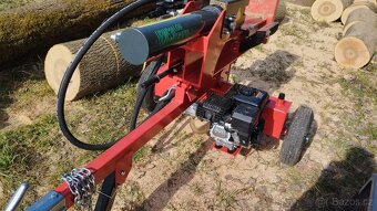 Štipacka na dřevo 30 t - 2