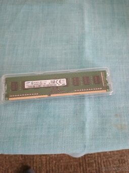 RAM 4GB - 2
