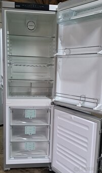 Kombin. led. 3 šup. Liebherr Comfort NoFrost. - 2