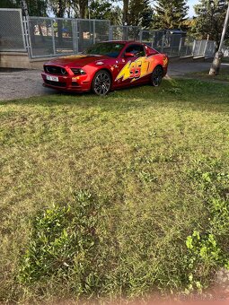 Prodám sveho mazlíka ford mustang 3.7 v6 2014 - 2
