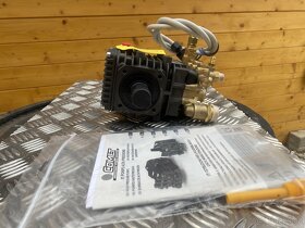 Prodám Comet čerpadlo s převodovkou - 2