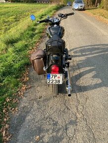 Royal Enfield Bullet 500 - 2