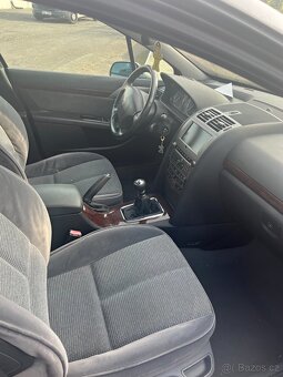 PEUGEOT 407, 2.0, r.2004, 100KW na náhradní díly - 2