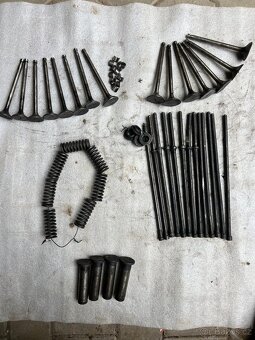 Ventily, vahadla, zdvihátka ventilů atd. zetor 25 - 2