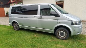 VW Caravelle 2,0 TDI 103 kW, 2012 9 míst - 2