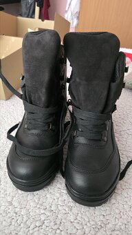 Kanady Gore-tex velikost eur 44. - 2