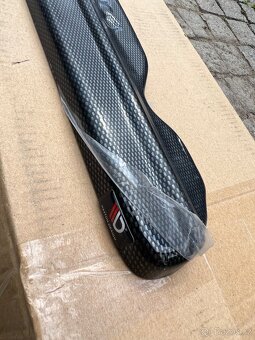 Splitter prahu Bmw e90 Maxton - 2