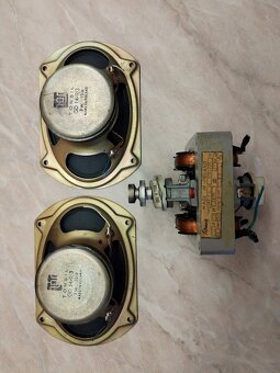 Náhr. díly k magnetofonu M2405S (Tesla/Unitra) - 2