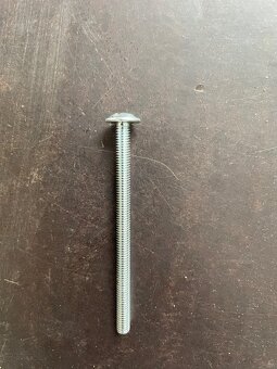 Okrasný šroub 4x60 ZN - 2