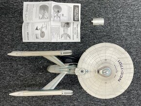 sleva USS Enterprise Diamond Select Khanův hněv - 2