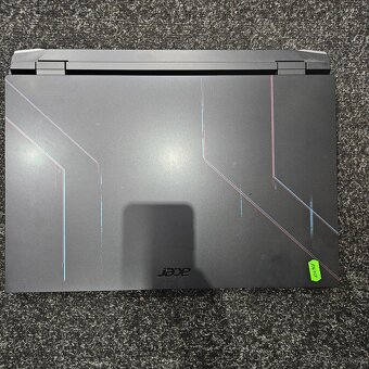 Acer Nitro 5 AN517-43 - 2