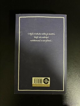 kniha Všichni jsme utkáni z hvězd - 2