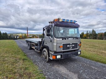 Odtahový speciál MAN M90 18.272 - 2