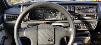 VW JETTA 19 E 1.8 CL 66 kW, rok výroby 1990 - 2