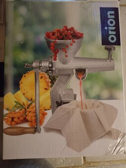 Odšťavňovač ovoce ORION, litina +plátýnko - 2