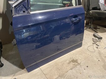 Ford Mondeo MK4 facelift levé dveře - 2