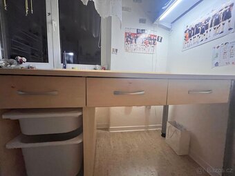 Dětský psací stůl - 2