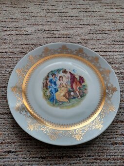 Krásný porcelánový talíř - 2