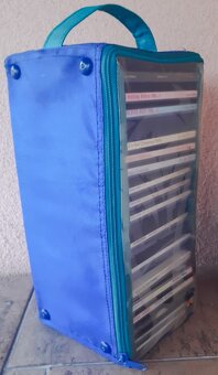 Přenosný box na CD - 2