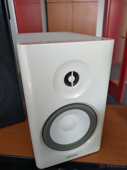 Bílé "mini" regálovky DENON SC-7N - 2