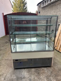 Chladicí vitrína - 2