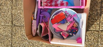 Sada starých hraček k panenkám - 2