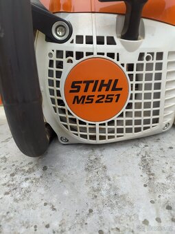 Motorová pila Stihl MS 251 - 2