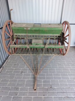 Prodám secí mašinu na malotraktor - 2