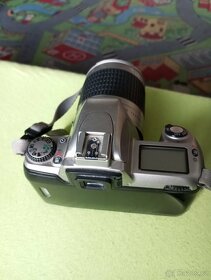 Prodám zrcadlovku Nikon F65 plus objektiv Nikkor 28-100 - 2