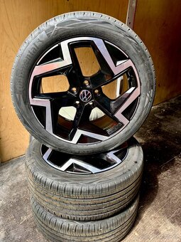 Letní sada ALU kol 235/45 r18 - 2