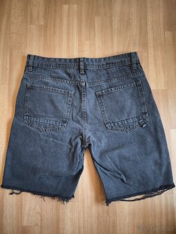 Černé džínové grunge loose straight kraťasy Cotton On - 2