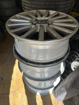 Volvo R17 - 2