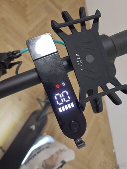 Elektrická koloběžka Lamax s11600 - 2