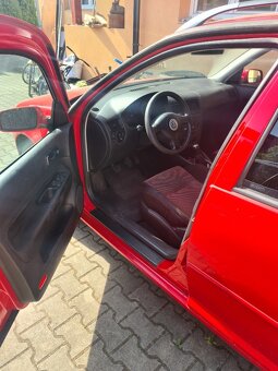 Golf 1,9tdi,74kw,4motion - 2